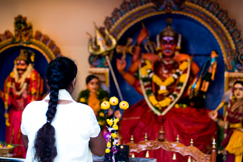 An article on history of indian women goes to the temple every friday
