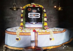 శివలింగానికి వీటితో రుద్రాభిషేకం చేస్తే ఎంతో పుణ్యం!
