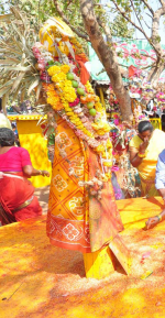 సమ్మక్క కథని మర్చిపోగలమా!