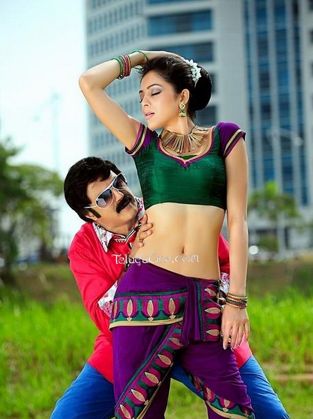 Srimannarayana_Movie_Stills24.jpg