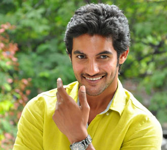 Aadi Latest Stills | Aadi Latest Photos | Aadi Latest Images | Aadi ...