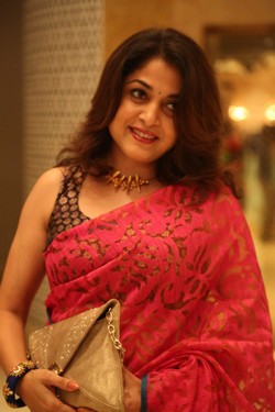 250px x 375px - Telugu Actress Pics | Telugu Actress Photos | Telugu Actress Gallery |  Telugu Actress Wallpapers
