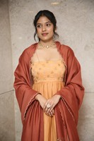 Tejeswi Rao Tejaswi Rao Pictures Photos, HD Images & Gallery | TeluguOne