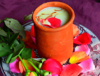 Start Holi with Thandai