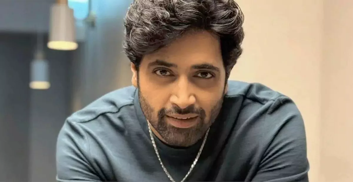 Adivi Sesh: అడివి శేష్ కామెంట్స్ వైరల్.. ఆ కుళ్లుబుద్ది హీరో అతనేనా!