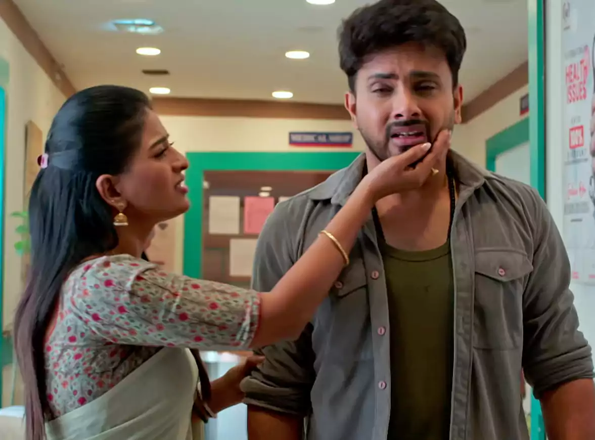 Illu illalu pillalu : ప్రేమకు యాక్సిడెంట్.. పశ్చాత్తాపంతో కుమిలిపోతున్న సేనాపతి!