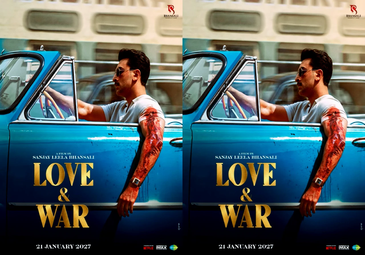 Ranbir Kapoor looks dapper from Love and War 