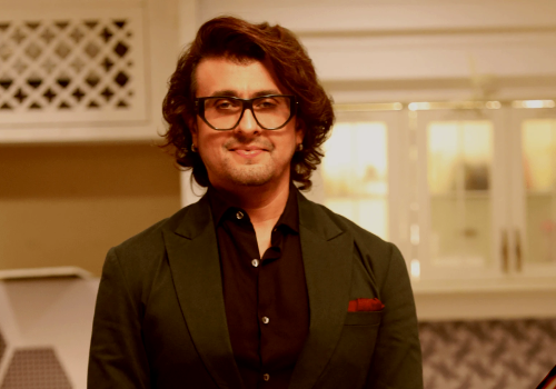 Sonu Nigam implicates political influence on IIFA