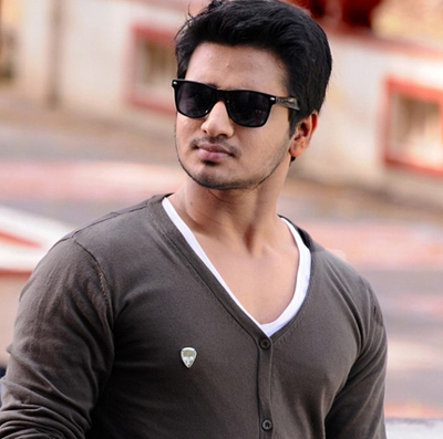 Hero Nikhil Warns About Selfie Madness