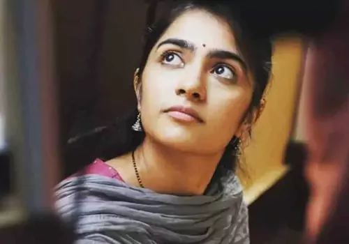 అతనిపై యాక్షన్‌ తీసుకుంటా.. రుక్మిణీ వసంత్‌ వార్నింగ్‌!