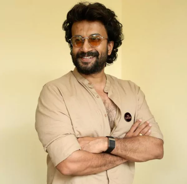 'స‌హ‌జీవ‌నం నాకు కొత్త కాదు..' స‌త్య‌దేవ్ షాకింగ్ కామెంట్స్ వైర‌ల్‌.!
