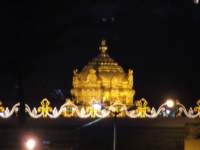 tirumalatemplenightview36_small.jpg