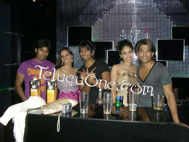 Mahesh Babu, Ram Charan, Allu Arjun, Allu Arjun Sneha reddy, 	Ram Charan Trisha, Mahesh Jayanth, Ram Charan Daggubati Rana