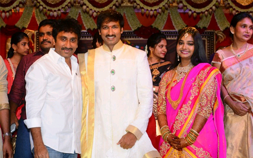 Gopichand Marriage Pics, Gopichand Marriage Photos, gopichand marriage with srikanth niece photos, Gopichand Resham Marriage Photos, Celebs at Gopichand Marriage