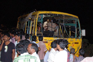 Private Travels Bus, Accident, Shiridi, Transport Officials, School  Bus Conditions, School Owners, Seized Bus Released, Teluguone.com, Guntur District, Repalle School Bus Accident