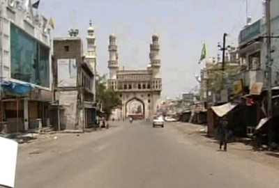 old city curfew, hyderabad communal riots, curfew in hyderabad, hyderabad curfew continues, old city communal riots, akkannapet saeedabad curfew, section 144 in hyderabad