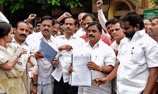 telangana employees strike notice, telangana political joint action committee, tjac, telangana employees jac, telangana employees strike from august 17,  group of ministers t employees strike notices, t employees strike notice