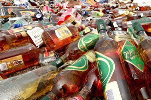 ap liquor syndicate bribes, ap liquor syndicate bribes list, ap liquor sellers bribes to political leaders, liquor syndicate bribes to excice minister, excise minister mopidevi bribes, nunna venkata ramana paid bribes, liquor syndicate acb report