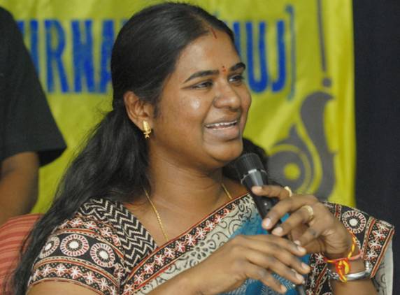 hyderabad mayor karthiaka reddy, ghmc mayor karethiaka reddy, mayor karthika reddy resignation, karthika reddy step down, hyderabad mayor stepping down, mim mayor for hyderabad, hyderabad new mayor