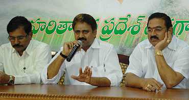 excise minister mopidevi venkataramana, mopidevi venkataramana excise officials transfers, kiran kumar stays excise officials transfers, another setback minister mopidevi, excise officials transfer stayed, acb report mopidevi venkataramana