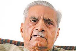 shanthi bhushan cd controversy, shanthi bhushan cd cfsl, cd not doctored, shanthi bhushan stamp duty evasion, shanthi bhushan up land