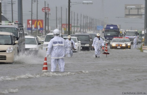 Sikkim floods, Sikkim landslide, Twenty one bodies found, Army and IAF personnel,  rescue operations started, landslides in remote areas of North Sikkim