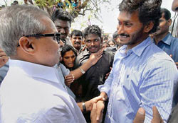 former Minister Y.S. Vivekananda Reddy, agriculture minister ys vivekananda reddy, ys brother ys vivekananda reddy, ys vivekananda reddy jagan mohan reddy