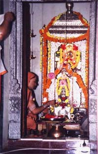 Information on Gokarna Atma Linga Temple History, Aatma Linga Khetram in Mahabaleshwar Shiva temple Gokarana Karnataka state in India.